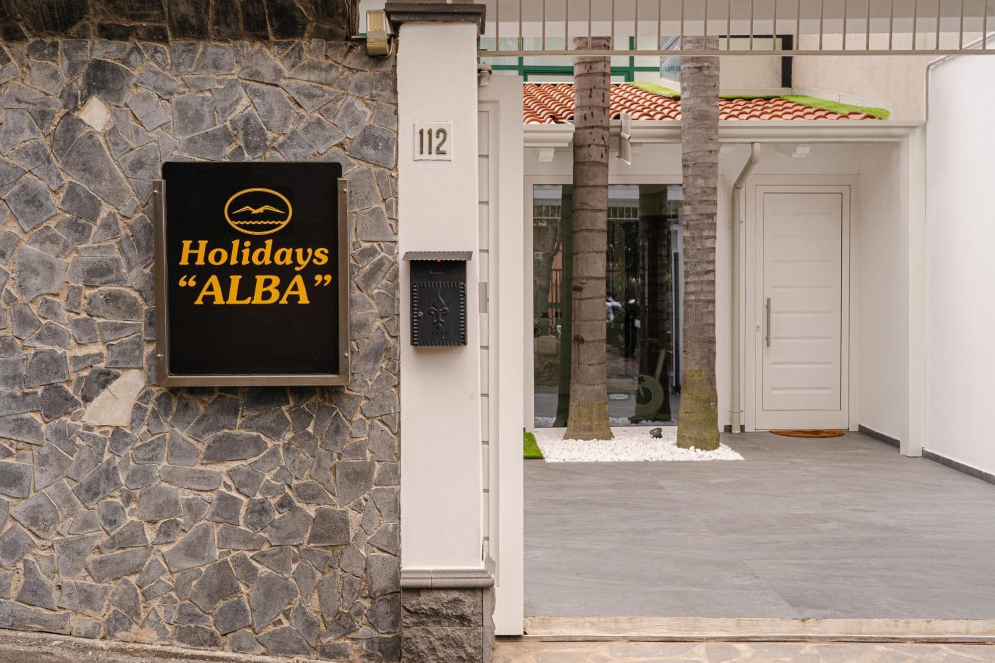 Holidays Alba 卡塔尼亚 外观 照片